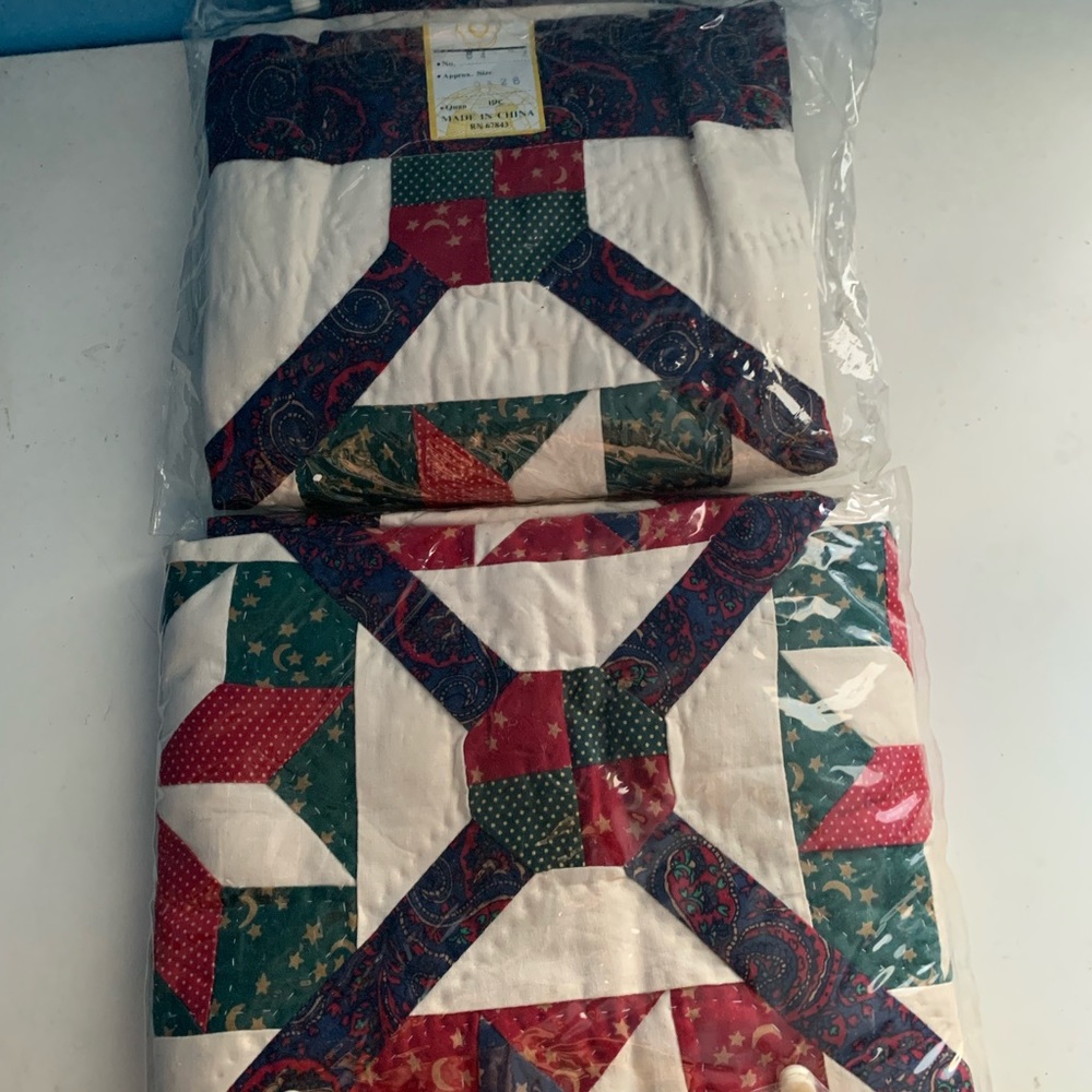 Vintage NOS 2 Quilt Pillow Shams